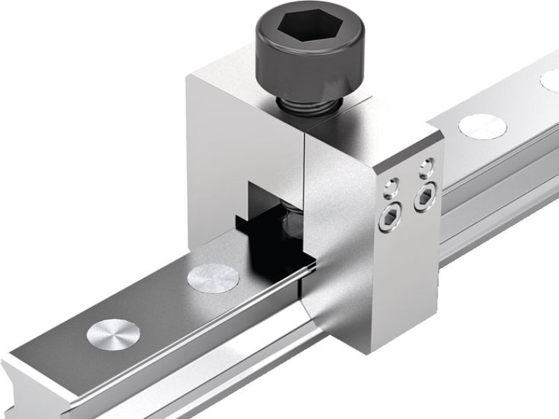 Mounting tool for steel caps